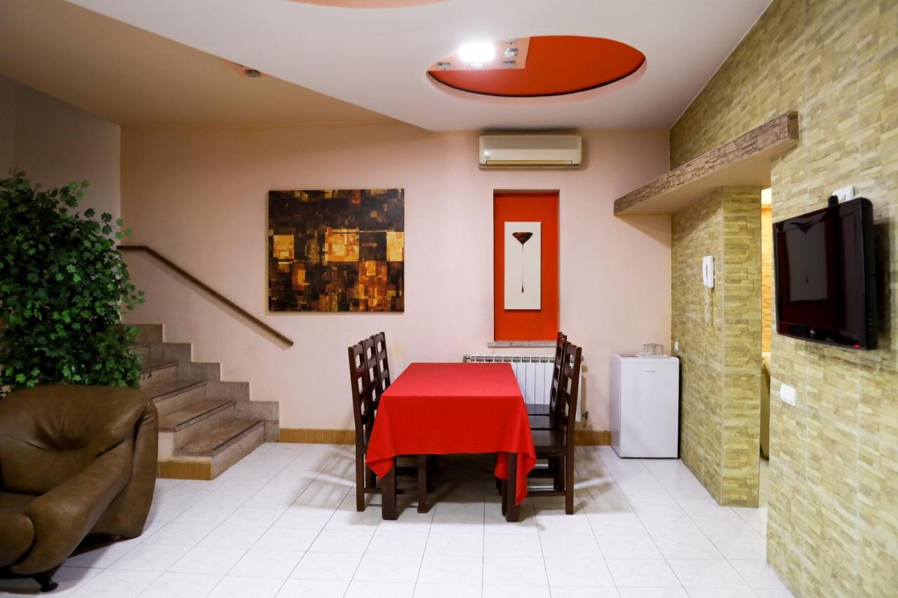 No Problem Hotel Yerevan Exterior photo