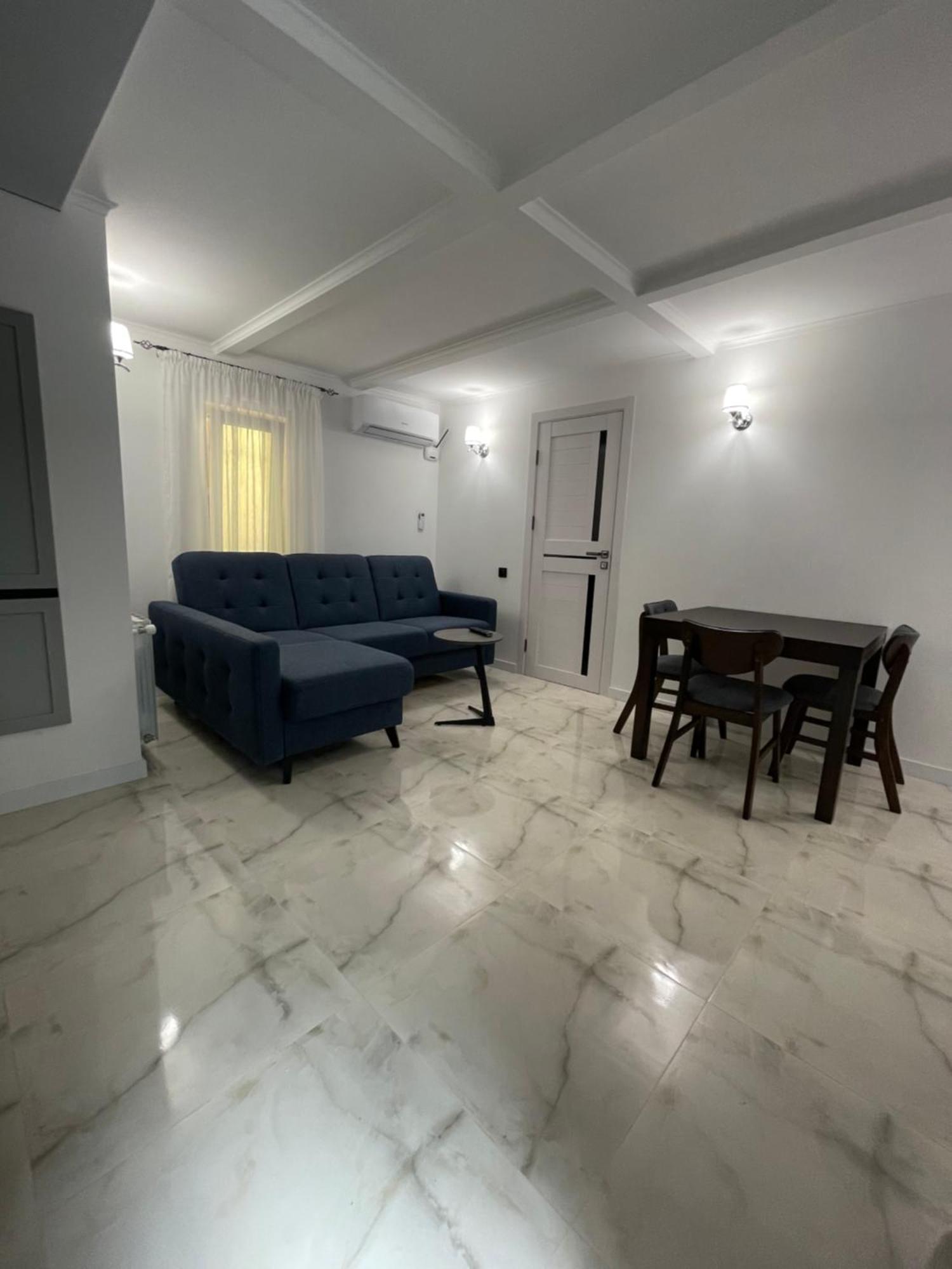 No Problem Hotel Yerevan Exterior photo